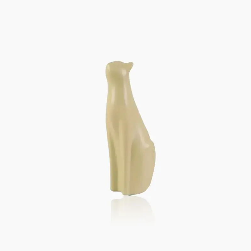 Minimalistic Sitting Cat Sculpture