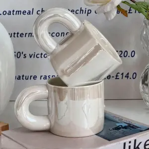 Minimalist iridescent mug