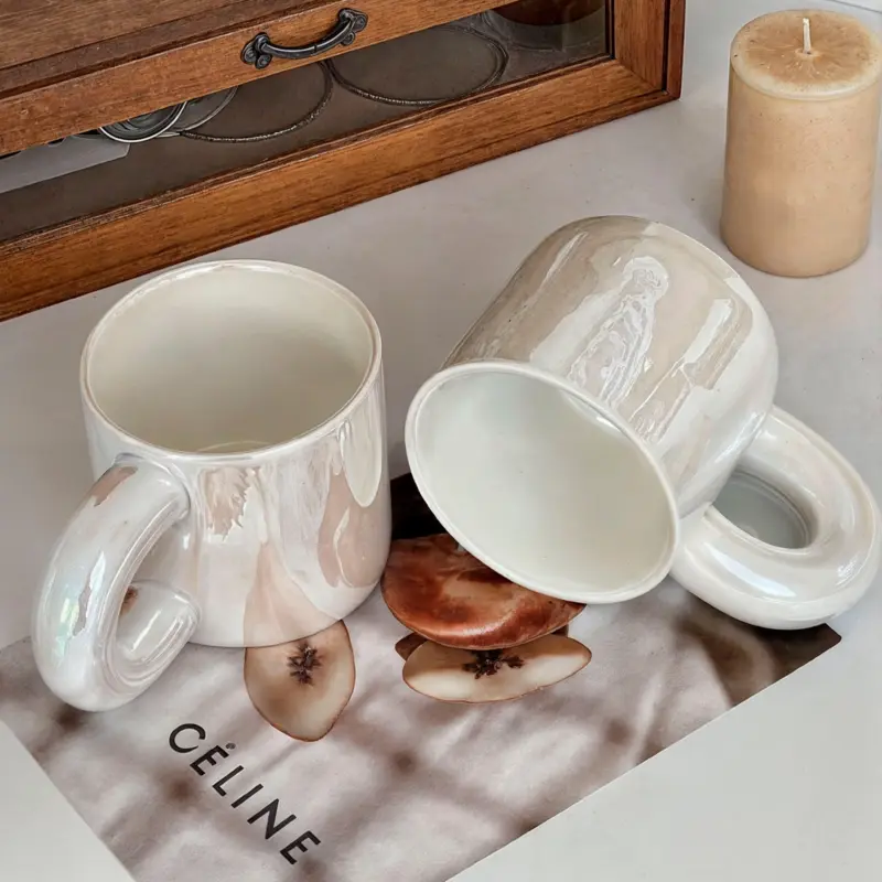 Minimalistiridescentmug Homeko2