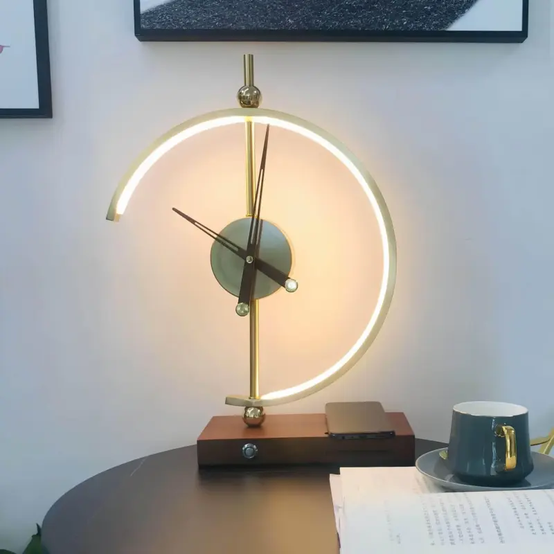 MinimalistischeLED TischlampemitkabelloserLadefunktionundUhr5