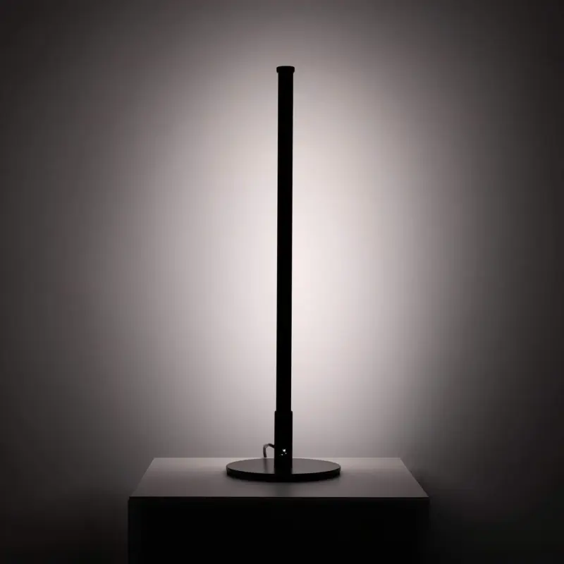 MinimalistischeLegerLEDTischlampe ModerneEleganz3