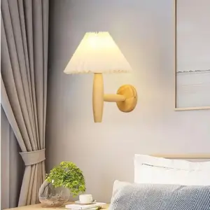 WoodLuxe - Modern wooden wall light