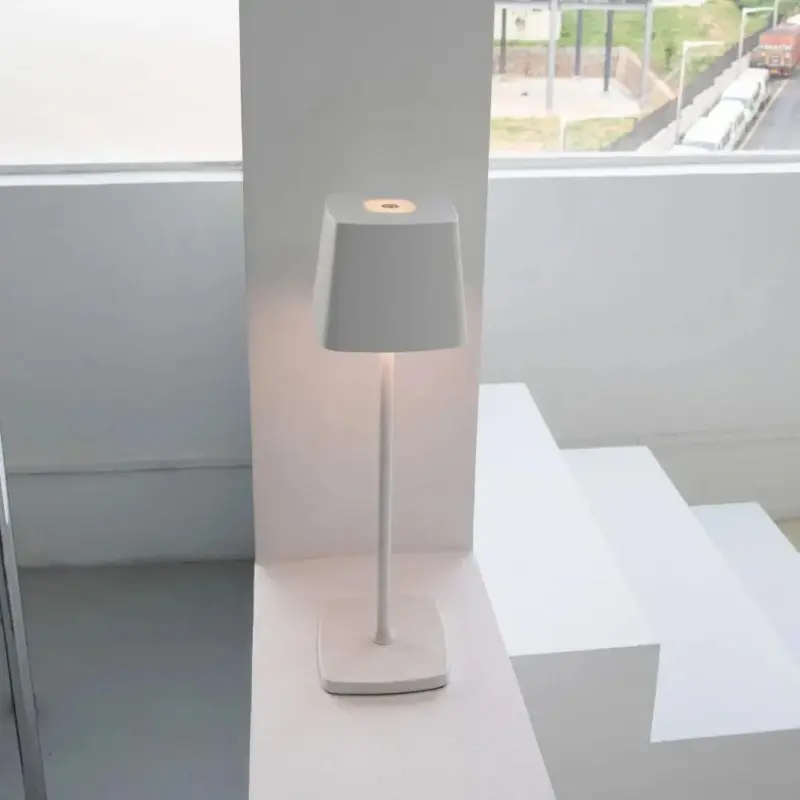 Modern Rechargeable Cordless Table Lamp in Bedroom USB Lighting Bar Hotel Restaurant Cordless Table Lamp Acrylic 9d8cc577 41ca 402d 8abc 17f126f917a5