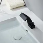 ModernCurvedFaucet-Homeko9 ModernCurvedFaucet Homeko9