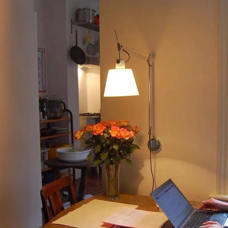 ModernSwivelSilverWallLamp Homeko3