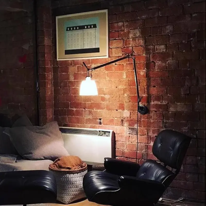 ModernSwivelSilverWallLamp Homeko4