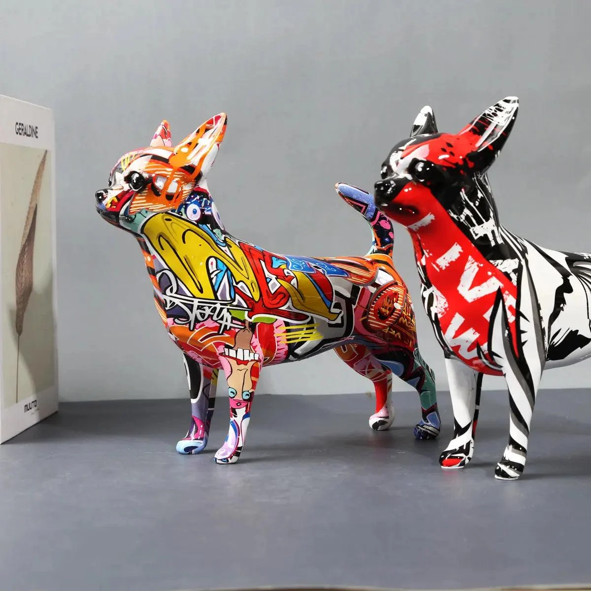 Modern Painted Graffiti Chihuahua Dog Sculptures and Statues Decorations Resin Crafts -