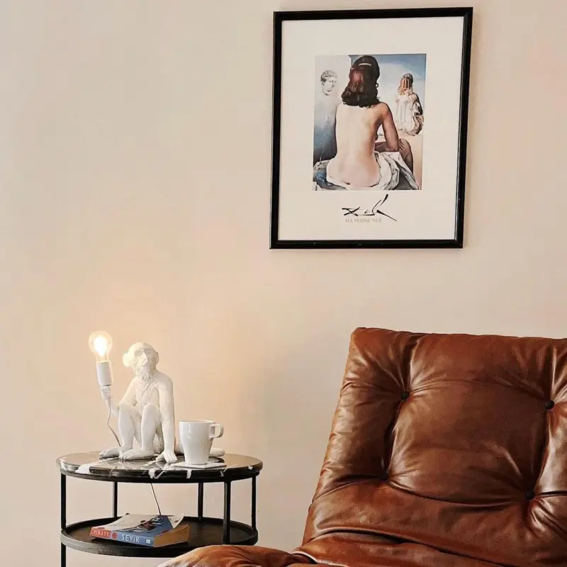 MonkeyTableLamp 31 427ca5d0 e7c4 4311 a70e cfe6469de7ca