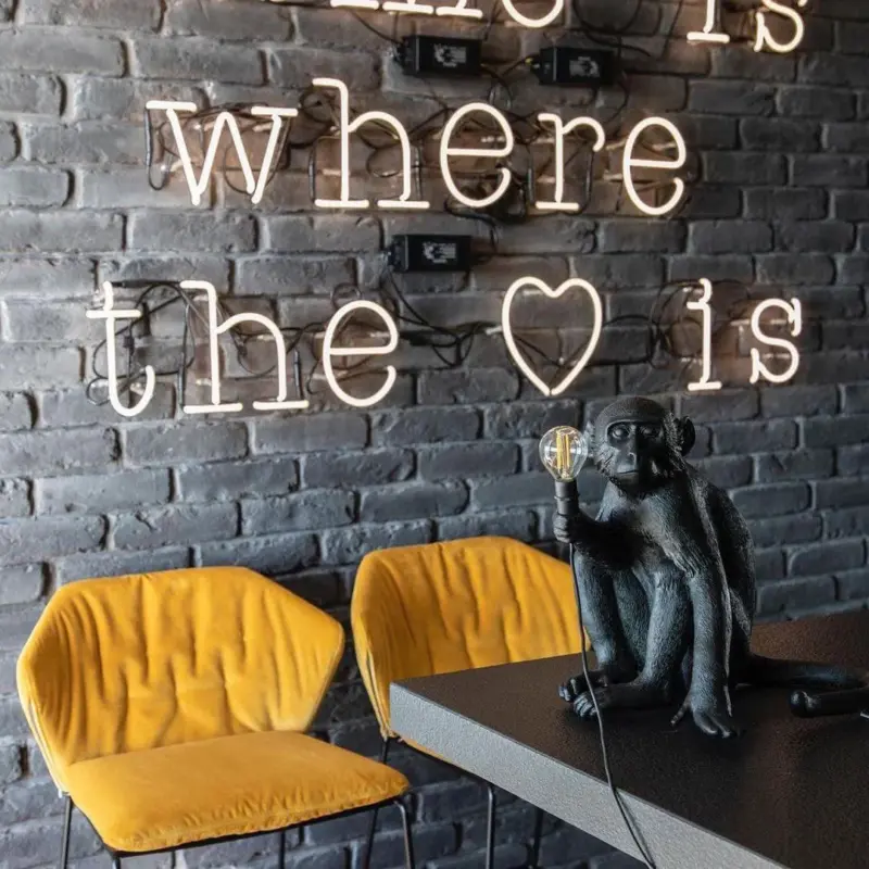 MonkeyTableLamp