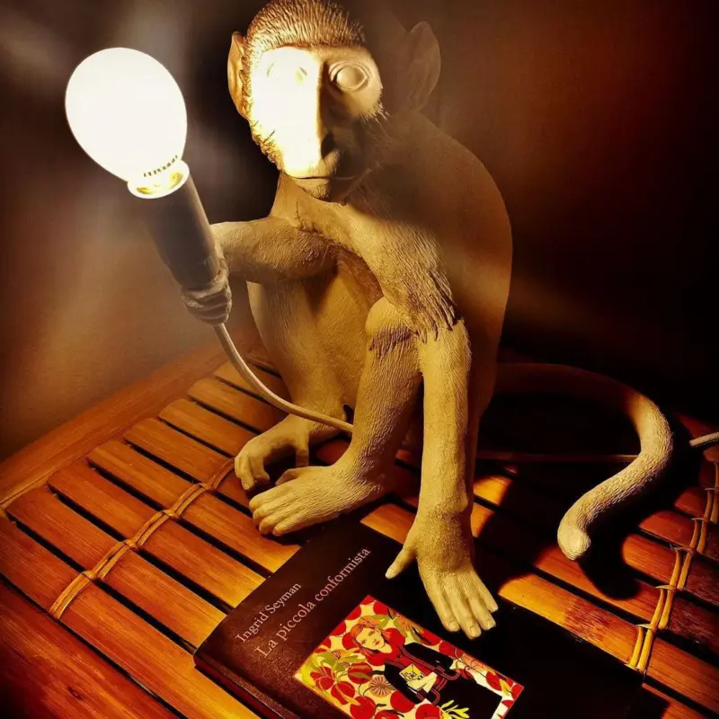 MonkeyTableLamp