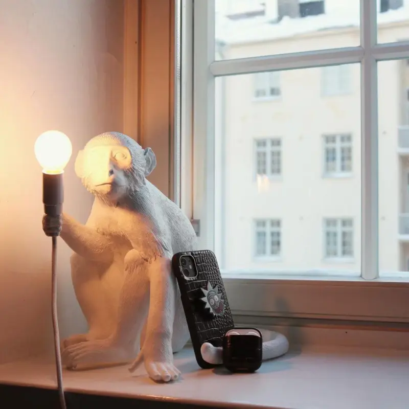 MonkeyTableLamp