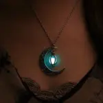 Moon Glow Necklace