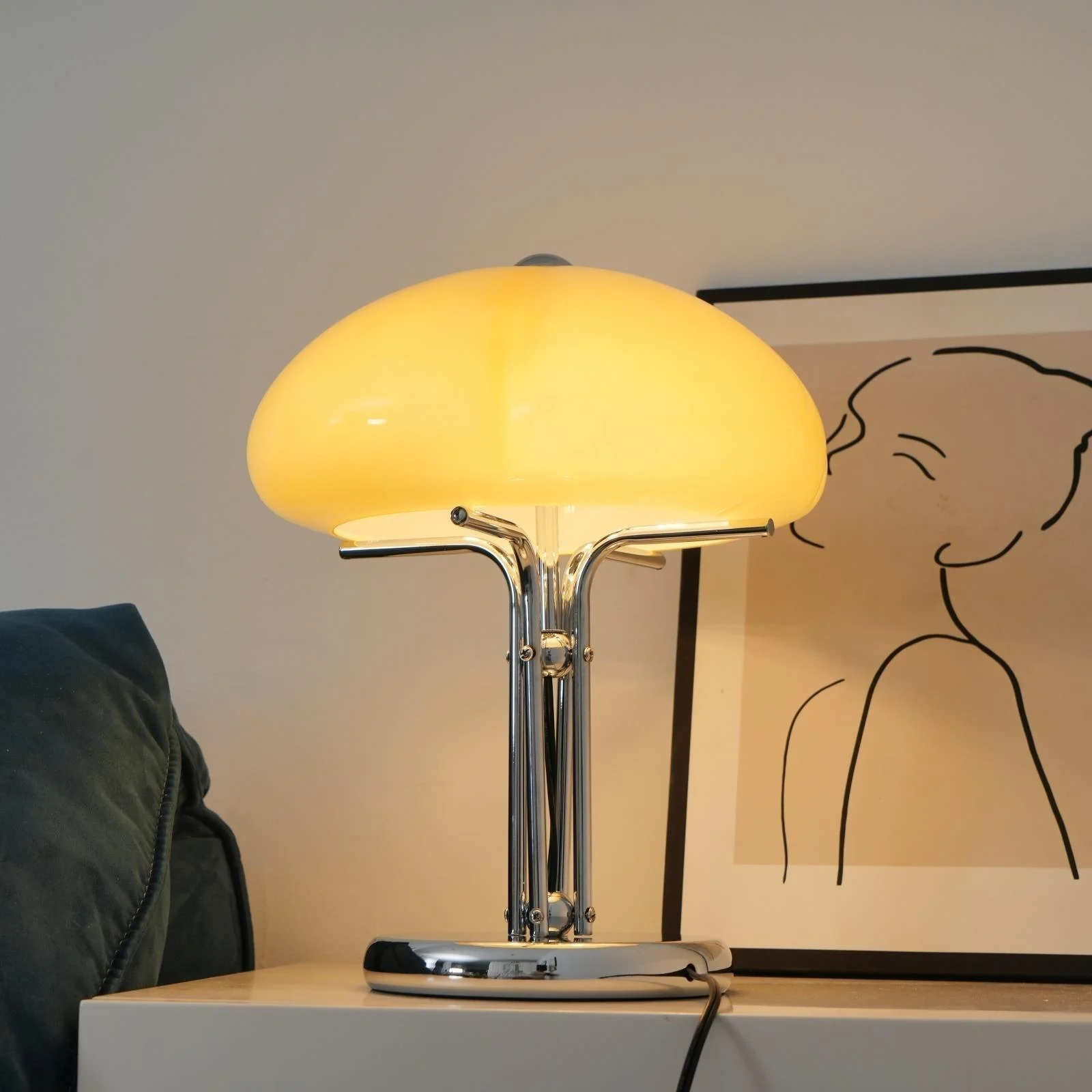 Mushroom Bauhaus Table Lamp 6