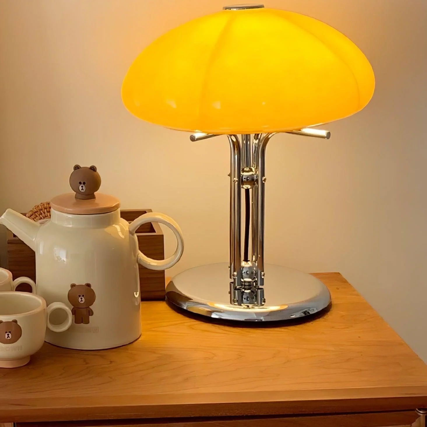 Mushroom Bauhaus Table Lamp 6