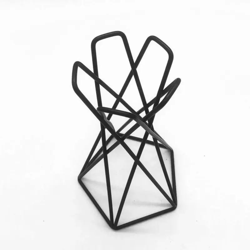 Nordic Style Air Plant Holder Metal Flower Pots Stand Geometric Iron Tillandsia Holder Table Home Garden 25a85693 c1a5 485d 86e6 7cd23e745464