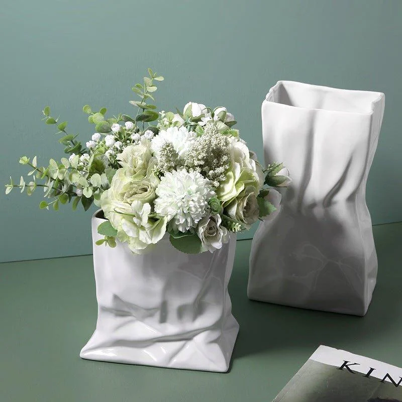 Nordic Bag Vase -