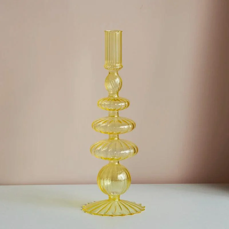 Nordic Candle Holders: Elegant Room Décor -