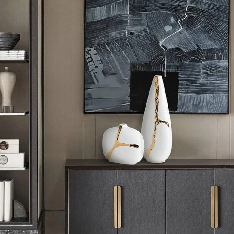 Nordic Ceramic Flower Vase - Elegant Gold Plated Decor -