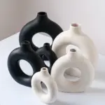 Nordic Donut Vase
