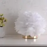 Nordic Feather Retro Table Lamp