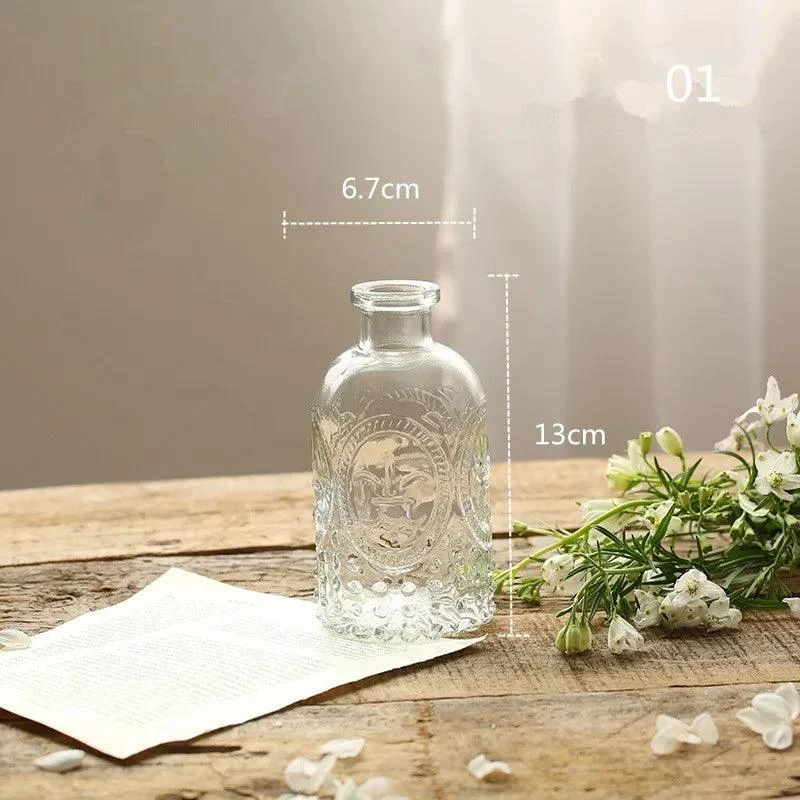 Nordic Glass Elegance: Transparent Vase for Stylish Table Décor -