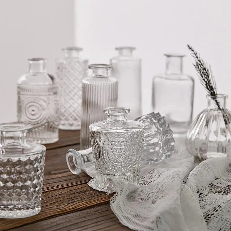 Nordic Glass Elegance: Transparent Vase for Stylish Table Décor -
