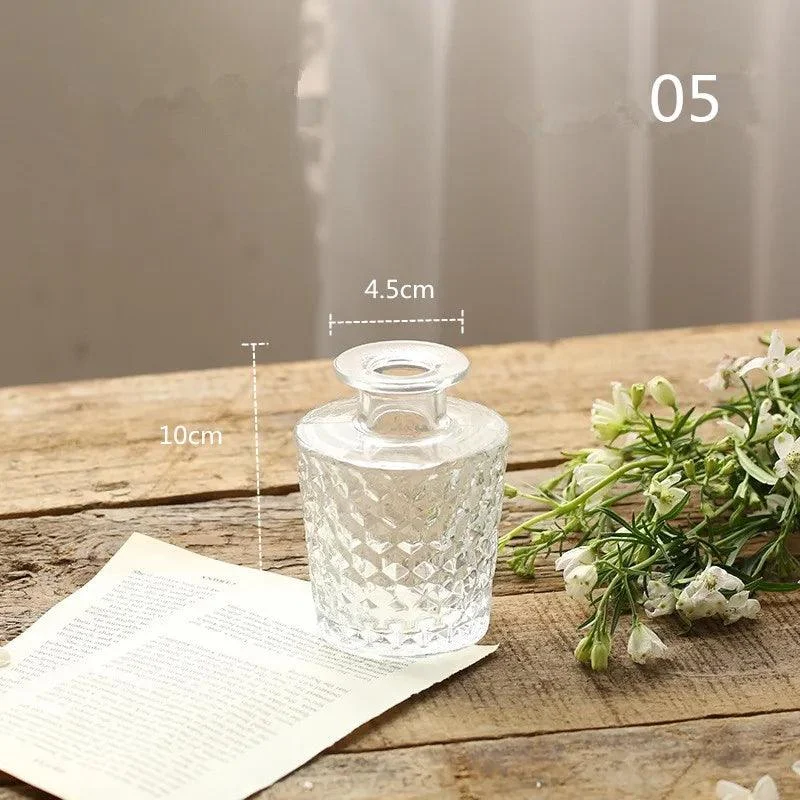 Nordic Glass Elegance: Transparent Vase for Stylish Table Décor -