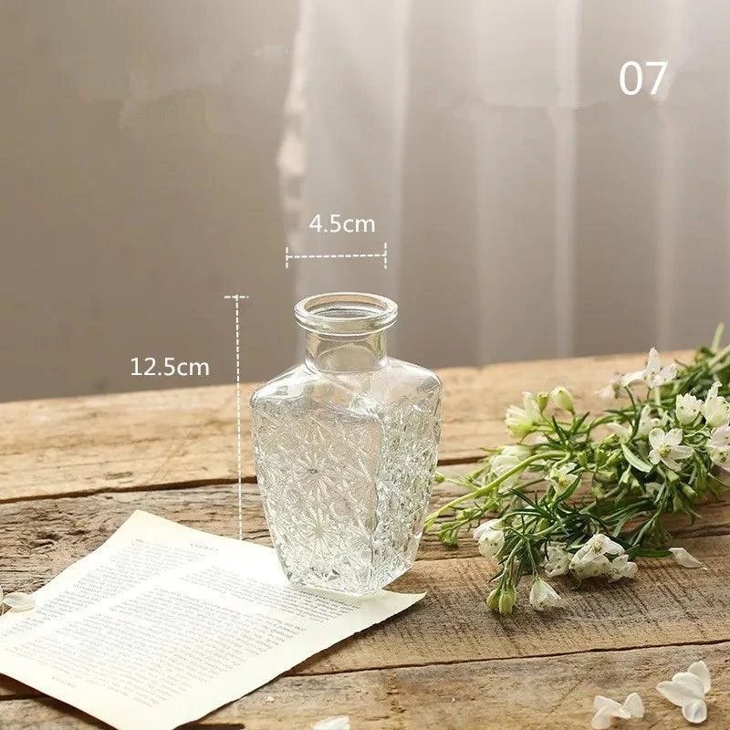 Nordic Glass Elegance: Transparent Vase for Stylish Table Décor -