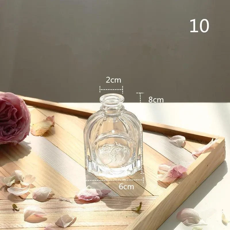 Nordic Glass Elegance: Transparent Vase for Stylish Table Décor -