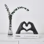 Nordic_Heart_Gesture_Sculpture_Resin_Abstract_Hand_Love_-_-4354659 Nordic Heart Gesture Sculpture Resin Abstract Hand Love