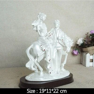 Nordic Love Couple Wedding Vintage Sculptures and Statues -