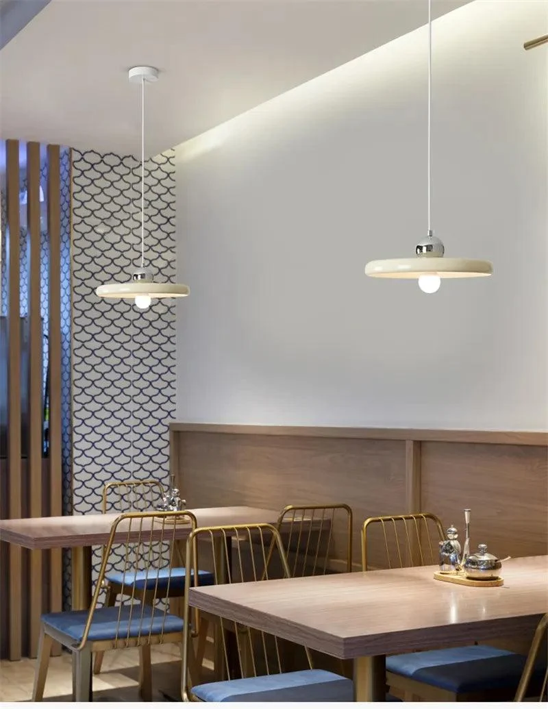 Nordic Minimalist Flying Saucer Pendant Light -