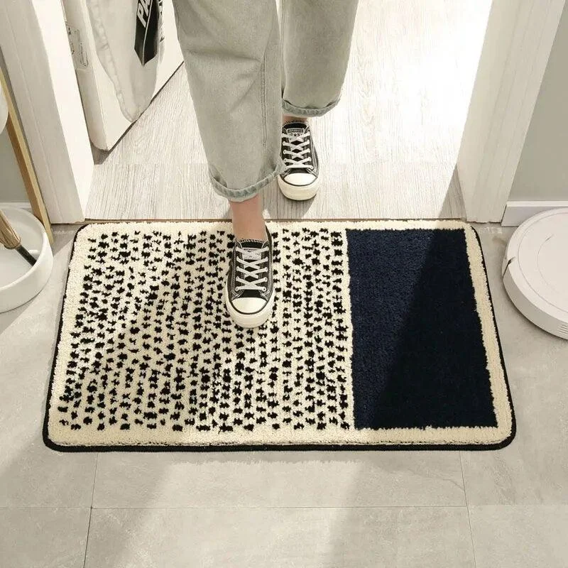 Nordic Style Abstract Hand-Crafted Bath Mat -