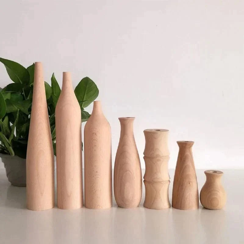 Nordic Wood Bloom: Minimalist Vase for Stylish Plant Arrangements -