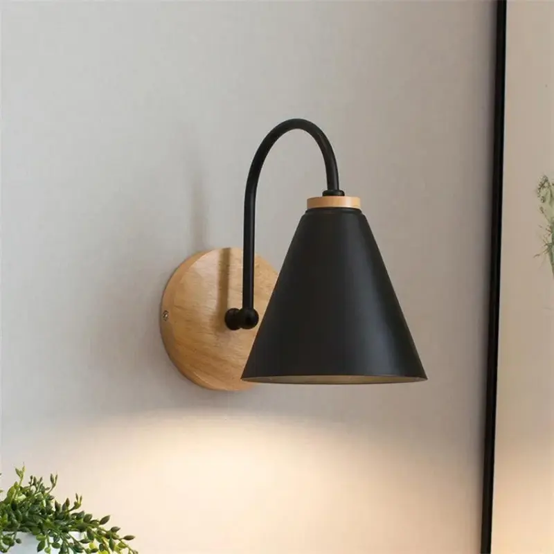 Nordic Wood LED Wall Lamp Modern Elegance