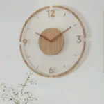 NordischeStilleWanduhrausechtemHolz 35cm GerauschlosesDesign2