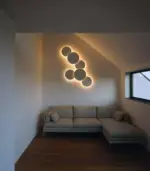 PUCK WALL ART Fluorescent wall light