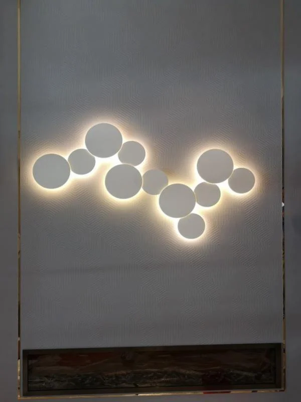 Puck Wall Art Fluorescent Wall Light 38