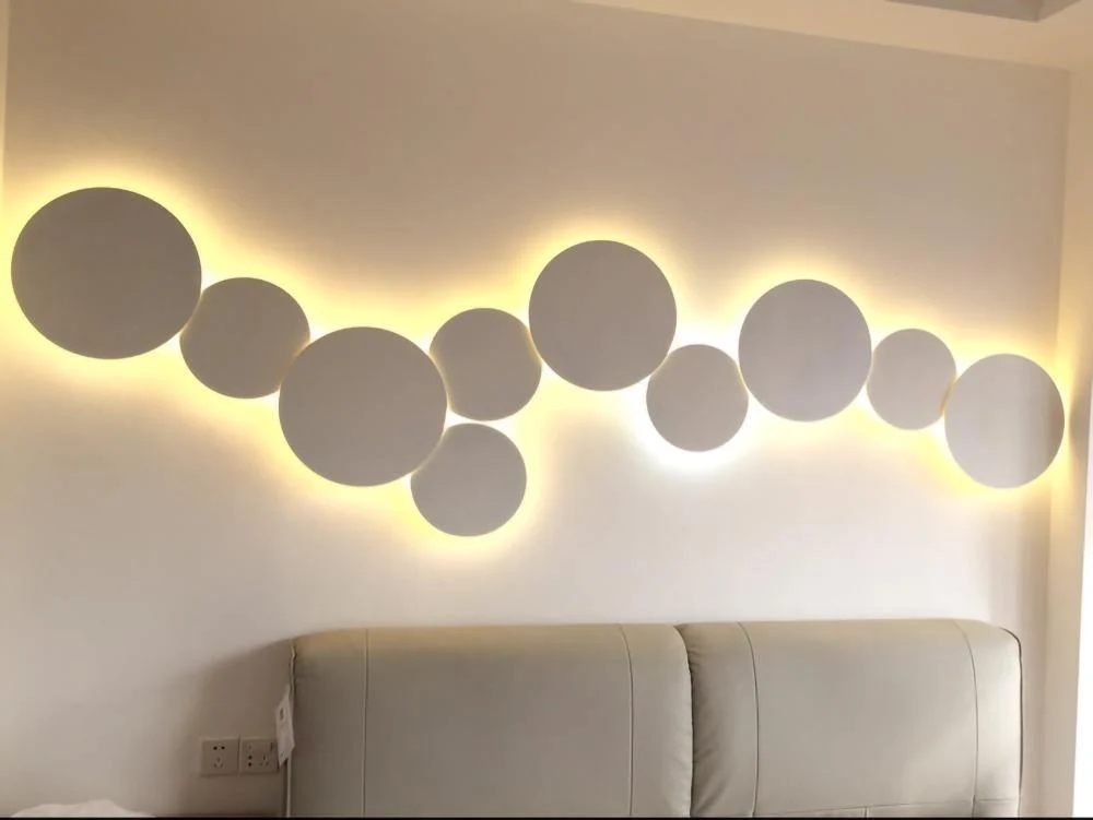 Puck Wall Art Fluorescent Wall Light 70