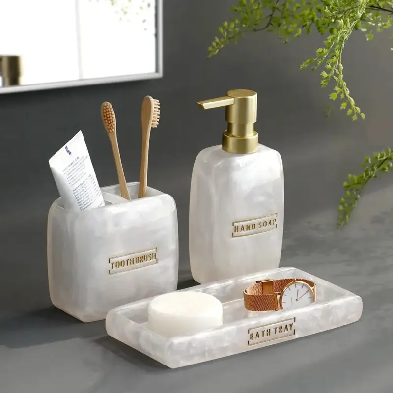 Pearl 3 Piece Bathroom Set