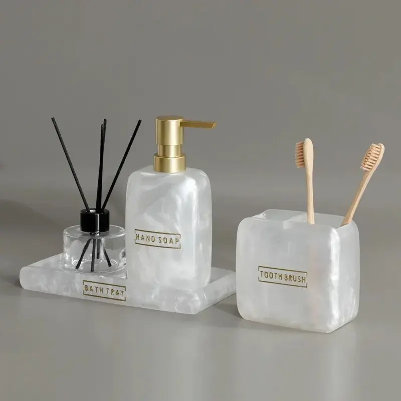 Pearl 3 Piece Bathroom Set