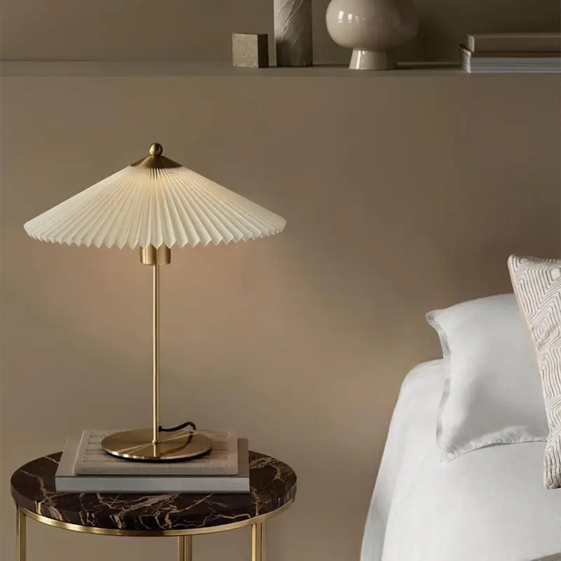 Perla Pleated Table Lamp