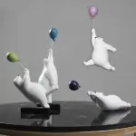 PolarBearWithFlyingBalloon Homeko4