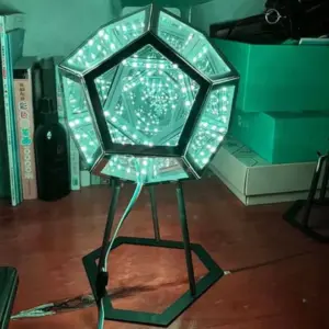 Polygonal LED Mirror Infinity Lamp - ISTANBULLU LTD