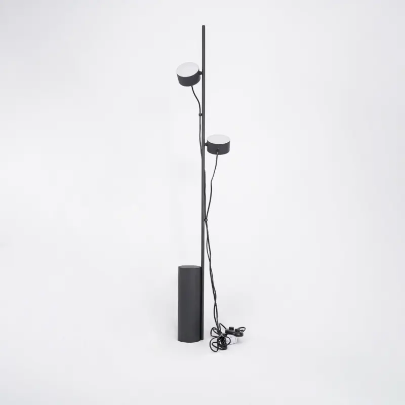 PostFloorLamp 3 338c83ef c30a 4a13 9476 b6701155c6e8