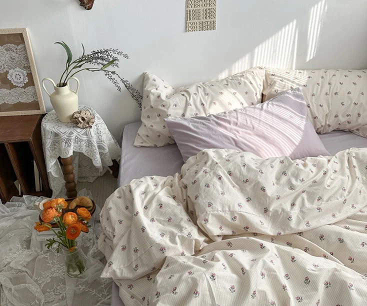 Purple Vintage Floral Bedding Set