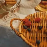 Rattan Storage Tray Woven Picnic Basket Fruit Snacks Portable Storage Baskets Display Desktop Serving Tray with 6c980cde 4a81 4308 8585 7a15e048e0dd