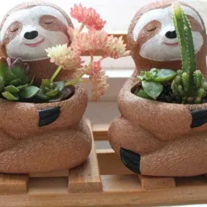 Resin Sloth Cute Succulent Pots - ISTANBULLU LTD