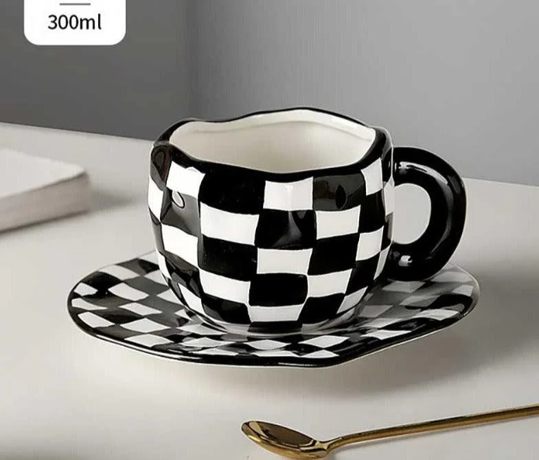 Retro Ceramic Checkered Mug - ISTANBULLU LTD