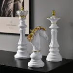 RetroChessStatue Homeko4